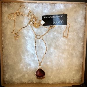 NWT Banana Republic necklace
